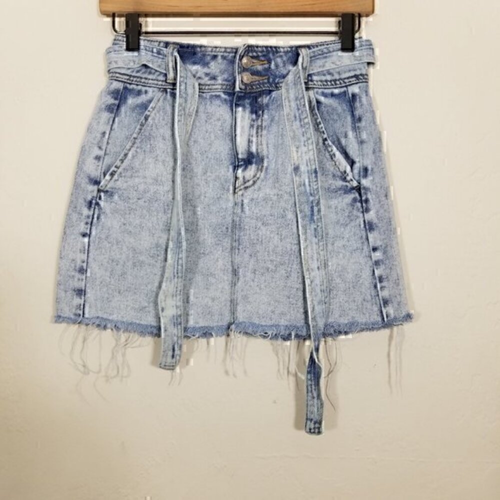 PacSun Light Wash Denim Skirts Mini Size 24